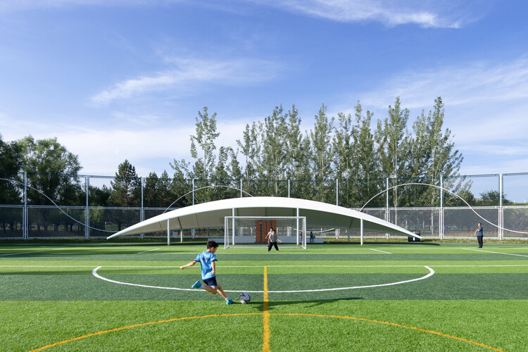 东体：海港本周一已经重新集结，加布里埃尔暂未参加合练